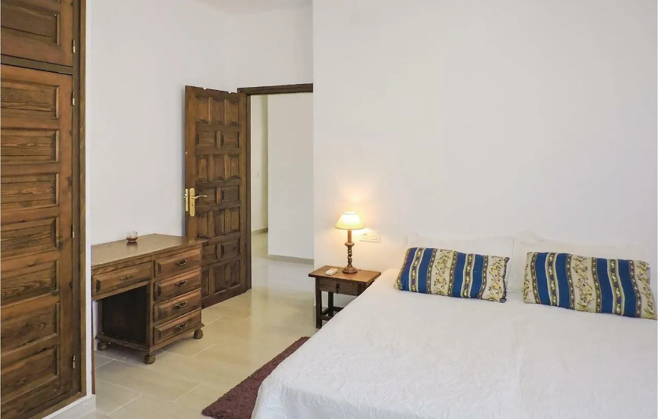 Stunning Home In Miami-Platja With Wifi Miami Playa