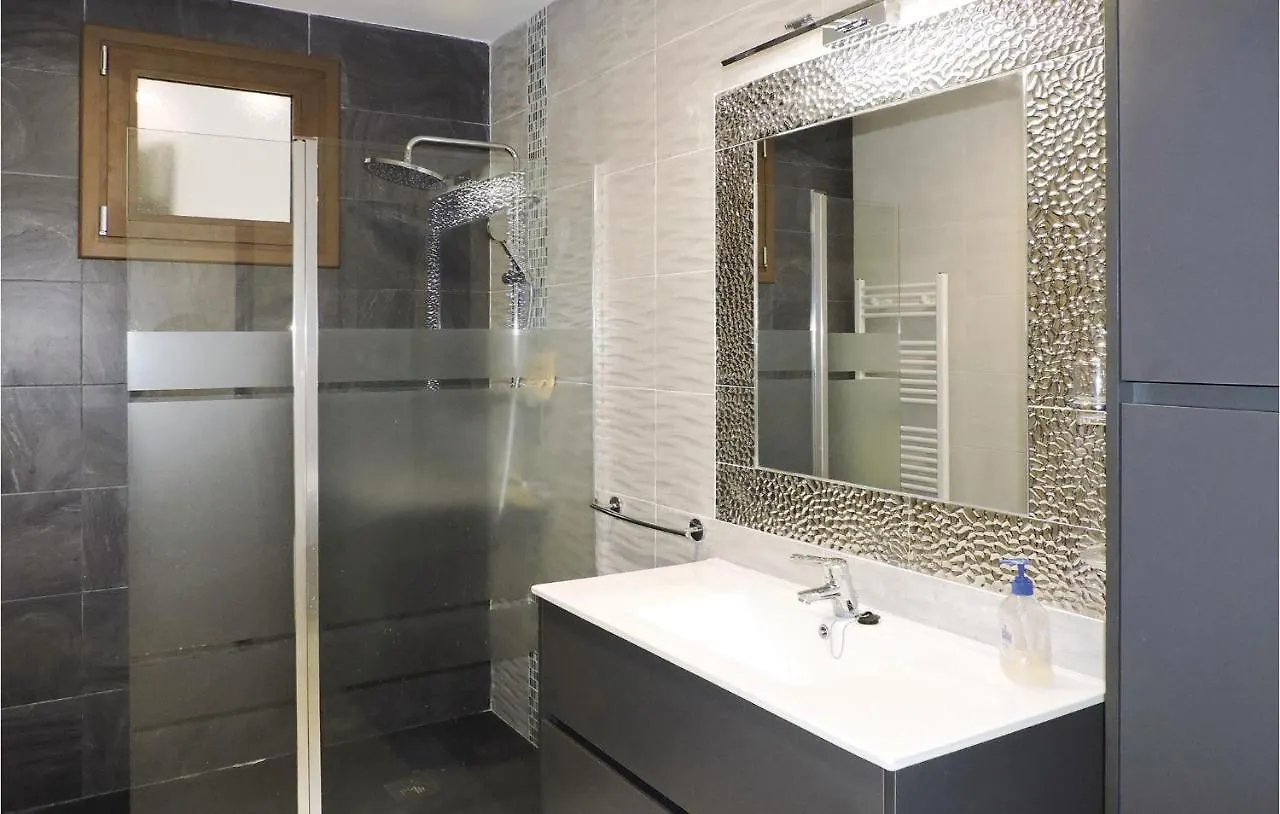 Stunning Home In Miami-Platja With Wifi Miami Playa